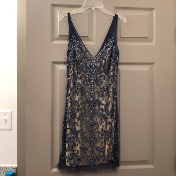 Dresses & Skirts - Dress